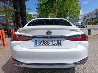 Lexus ES 300h Business 160 kW (218 CV)