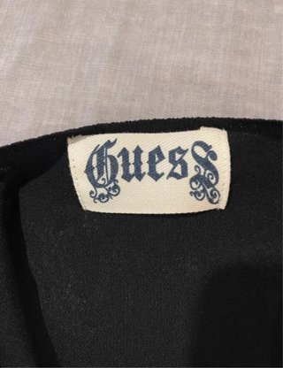 Jersey Guess Negro Escote Pico (Talla S/M)
