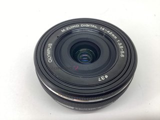 Objetivo Zuiko de segunda mano Madrid en WALLAPOP