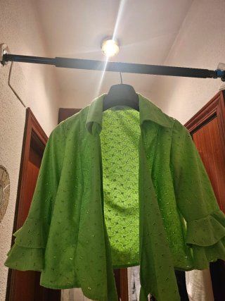 Falda Rociera Verde con Lunares Blancos