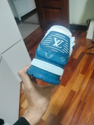 Zapatillas Louis Vuitton Azules y Blancas