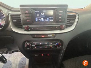 Kia Ceed 1.0 T-GDi 74kW (100CV) Concept