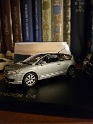 Citroen C4 1/43