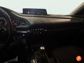 Mazda CX-30 2.0 90 kW 2WD Zenith (sin Pack Bose)