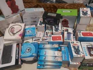 Lote Electrónicos Altavoces, Auriculares 50 PIEZAS