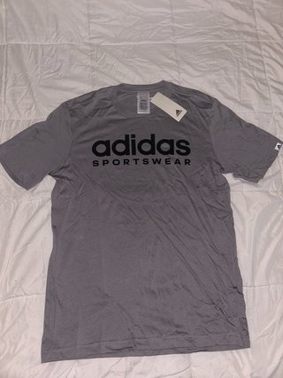 Camiseta Adidas Sportswear Gris