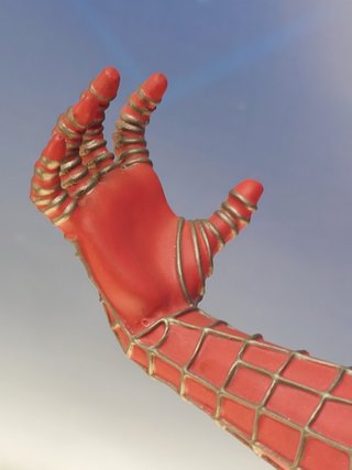 Spiderman, figura 1:4 spider-man, TM & O 2003 . Edición limitada  y numerada: 407 de 888 unidades.