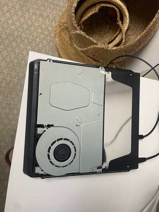 Ps4 Slim 1TB Negra + 2 Mandos + Juegos