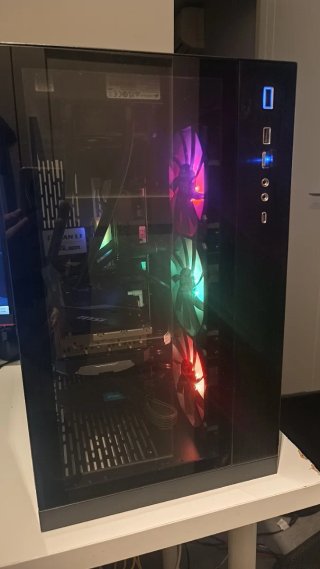 PC Gaming en perfecto estado se puede quitar pieza