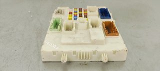 CAJA RELES / FUSIBLES FORD FOCUS LIM. 1.0 I TURBO