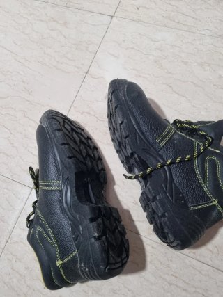 Botas de trabajo FORLI negras y amarillas