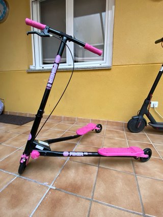 Patinete 3 Ruedas Rosa y Negro