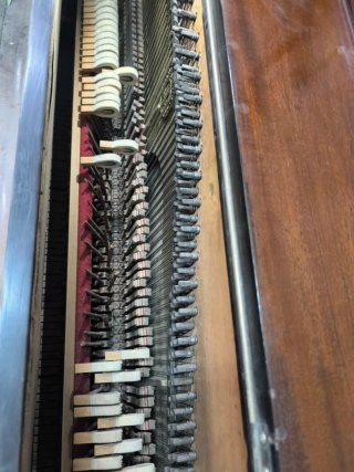 Piano Vertical Madera