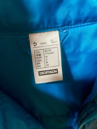 Cazadora Quechua Azul con Capucha