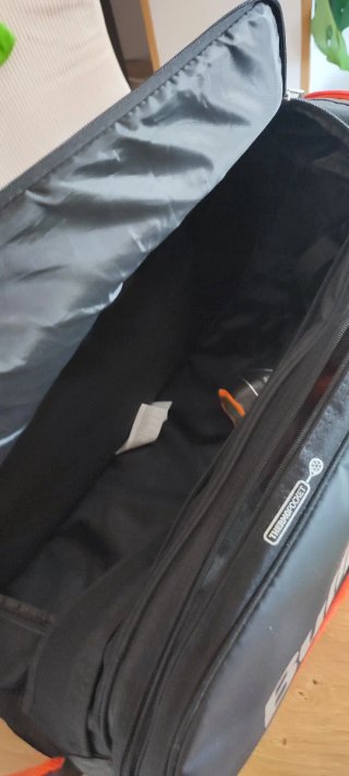 Paletero Bullpadel Negro y Naranja