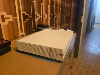Xbox One S Bianca