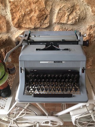 Olivetti LINEA 88 Máquina de Escribir