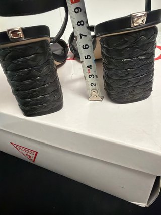 Sandalias Guess Tacón Negro