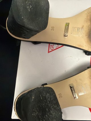 Sandalias Guess Tacón Negro