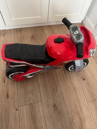 Moto MOLTO | Moto Correpasillos | 18-36 meses
