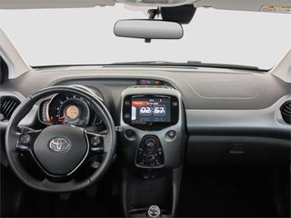 TOYOTA Aygo 5 Puertas x-play 70 Manual 5v