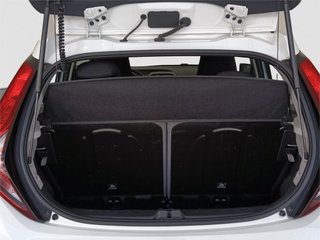 TOYOTA Aygo 5 Puertas x-play 70 Manual 5v