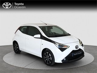 TOYOTA Aygo 5 Puertas x-play 70 Manual 5v