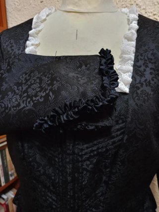 Corpiño Fallera Negro Damasco