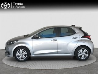 TOYOTA Yaris ACTIVE PLUS