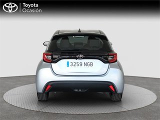 TOYOTA Yaris ACTIVE PLUS