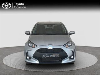 TOYOTA Yaris ACTIVE PLUS