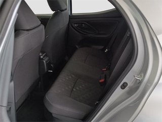 TOYOTA Yaris ACTIVE PLUS