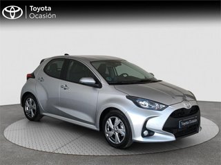 TOYOTA Yaris ACTIVE PLUS