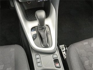 TOYOTA Yaris ACTIVE PLUS