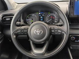 TOYOTA Yaris ACTIVE PLUS
