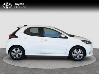 TOYOTA Yaris ACTIVE PLUS