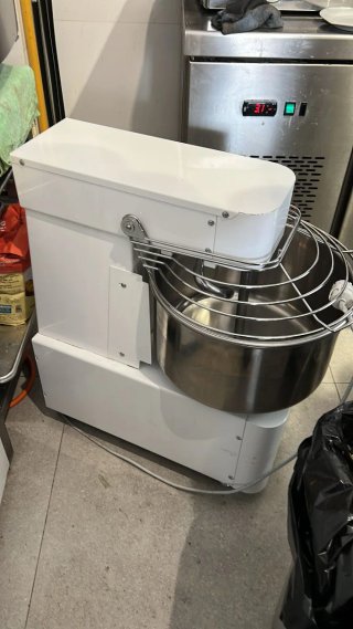 Amasadora Profesional Ravemoh