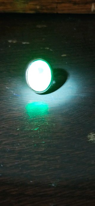 Anillo Modernista S’Paliu Vidrio Uranio