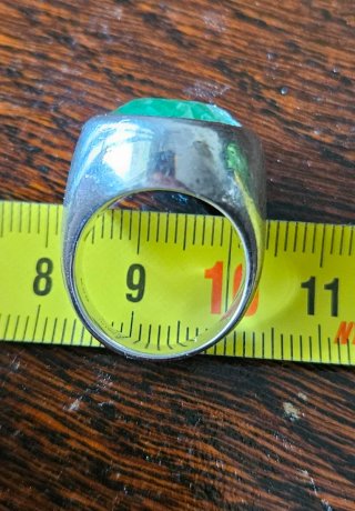 Anillo Modernista S’Paliu Vidrio Uranio