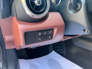 Mazda MX-5 2018 2.0i 160CV Sport...68.000km!!!