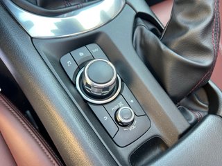 Mazda MX-5 2018 2.0i 160CV Sport...68.000km!!!