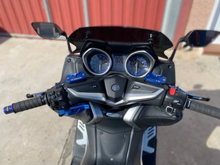 Yamaha Tmax DX 2017 Cubrepiés Negro