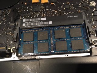 MacBook Pro Mid 2010 2TB 16GB Ram TOPE GAMA