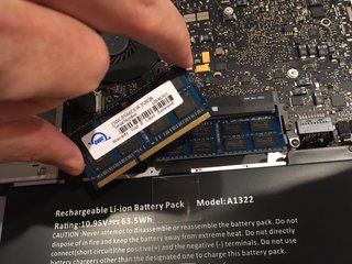MacBook Pro Mid 2010 2TB 16GB Ram TOPE GAMA