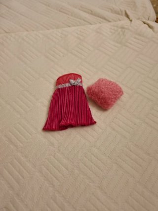 Abiti e accessori per bambola Barbie