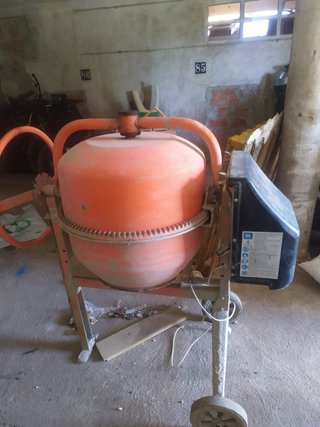 Hormigonera Eléctrica Naranja