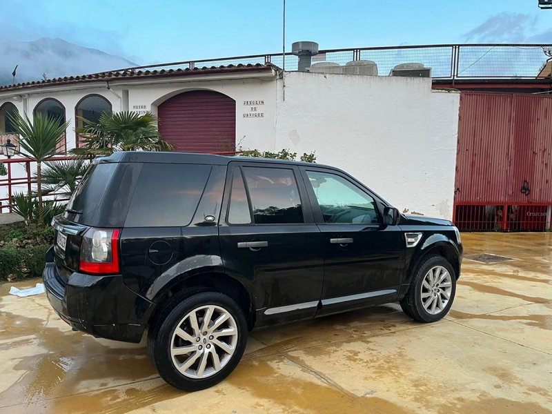Land Rover Freelander 2010 - foto 1