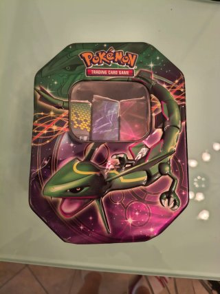 Latta Metallo Pokemon - Rayquaza con 138 carte