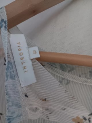 Vestido Hoss Intropia floral blanco y azul