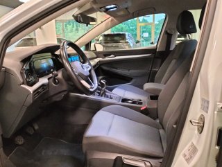 Volkswagen Golf 2021